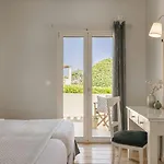 The Seasons Villa *