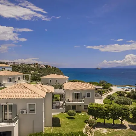 The Seasons Villa Svoronata