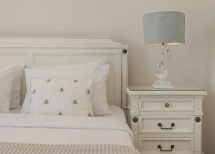 The Seasons Svoronata