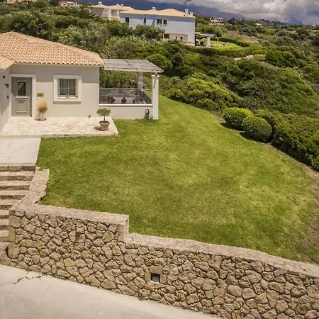 The Seasons Villa *