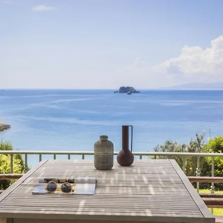 Вилла The Seasons