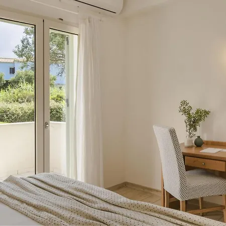 The Seasons Вилла *