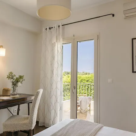 The Seasons ヴィラ スヴォロナータ