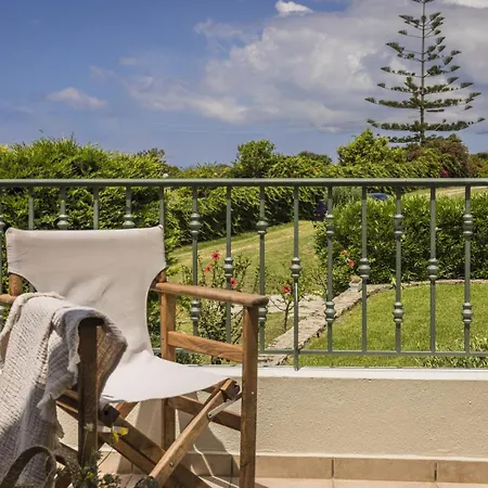 The Seasons Villa *