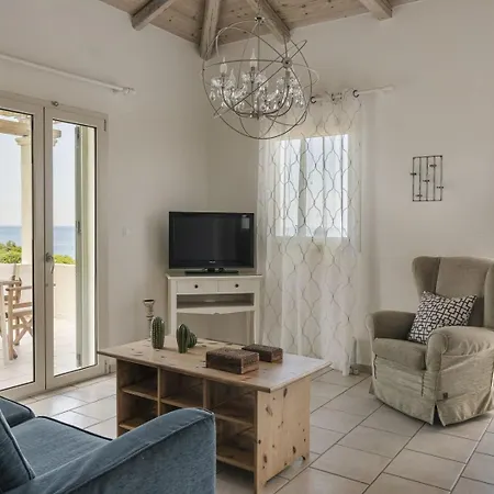 Вилла The Seasons Свороната